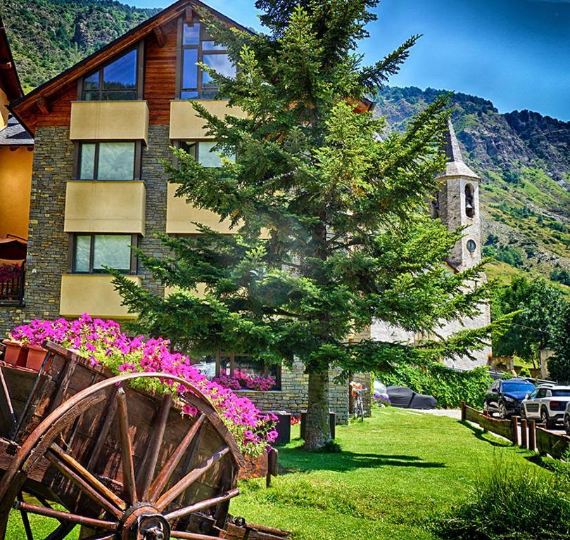 hotel roca blanca espot aigüestortes np